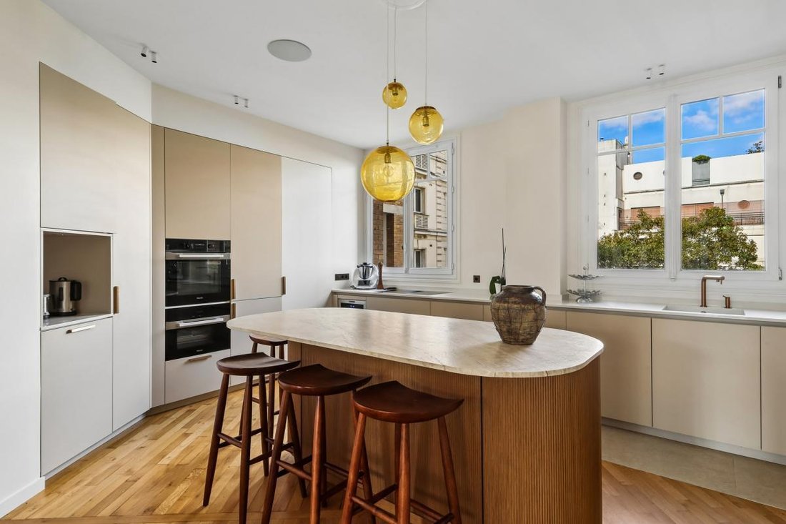 Apartment in Muette Nord, Paris 16e Arrondissement, Paris 5 - 18846405