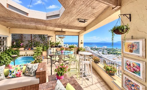 House in Green Point, Atlantic Seaboard, Cape Town 1