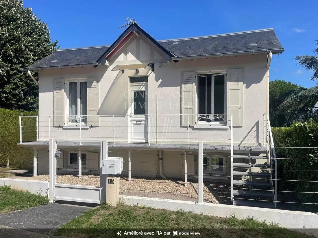 House in Deauville, Normandy, France 1 - 18851842