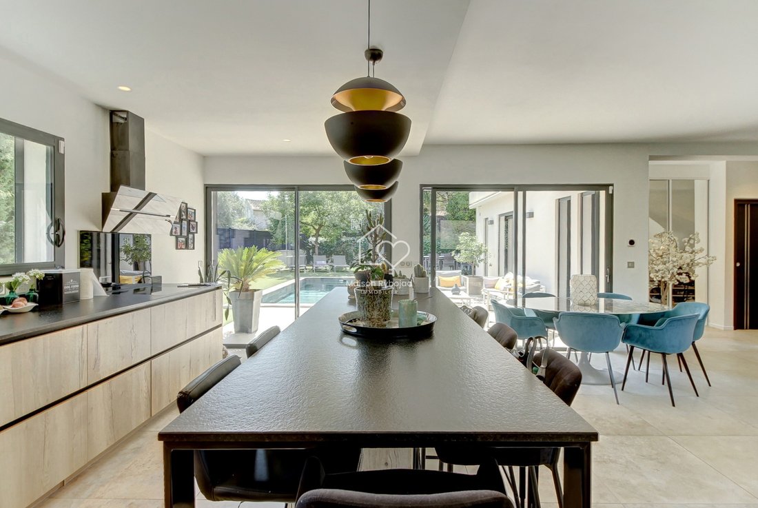 House in Quartiers Est les Salettes-Les Campons, La Colle-sur-Loup, France 4 - 17541693