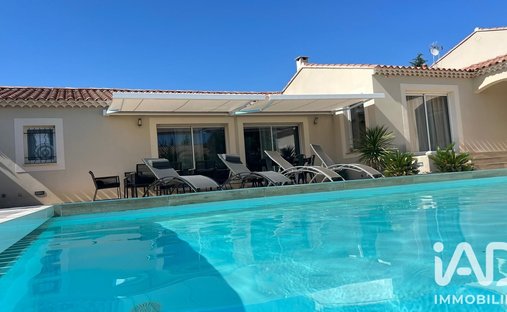 House in Zone Rurale Nord, Carpentras, France 1