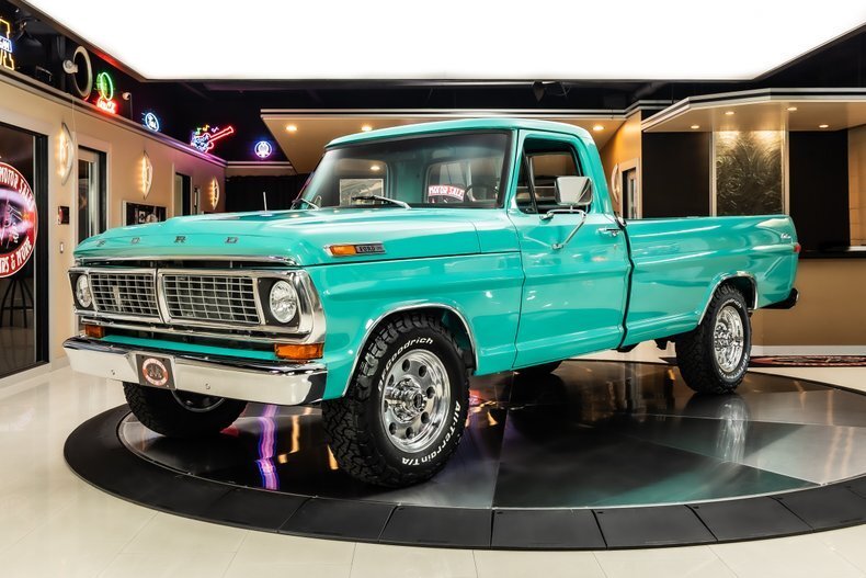 Pickup in Plymouth, United States 1 - 18849988