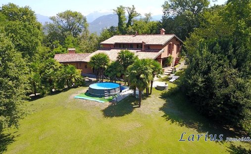 Villa in Cesana Brianza, Lombardy, Italy 1