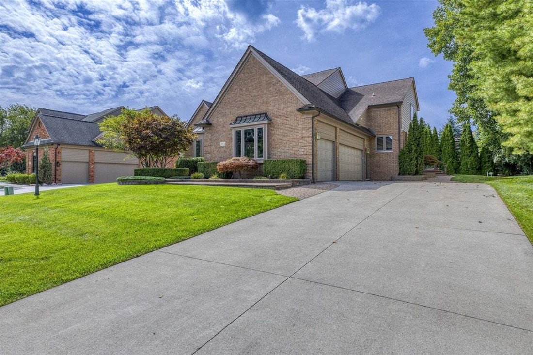 House in Rochester Hills, Michigan, United States 1 - 18846460