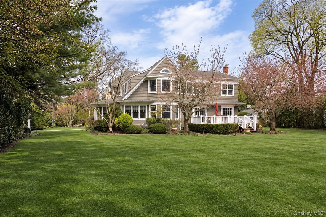 House in Manhasset, New York, United States 4 - 17694486