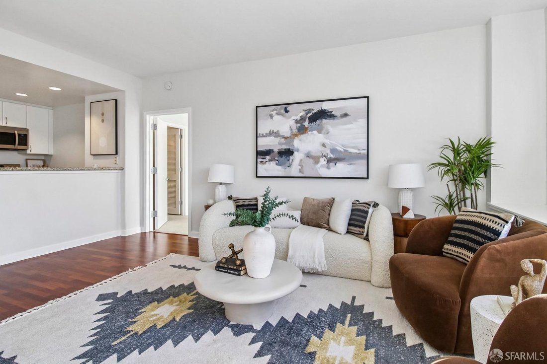 Condo in San Francisco, California, United States 5 - 18849388
