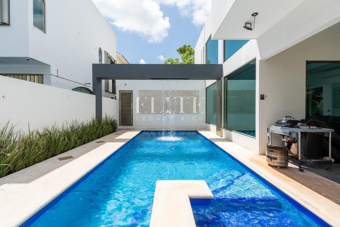 Casa en Cancún, Quintana Roo, México 1 - 18854017