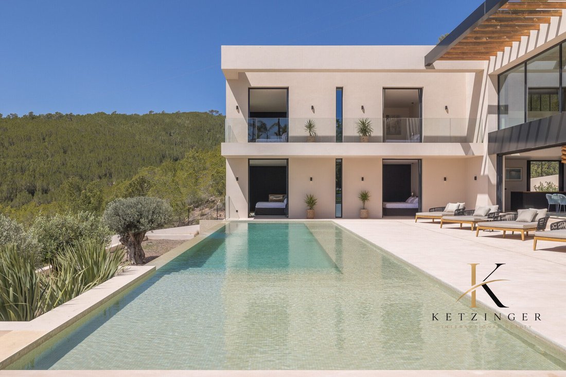 Villa in Sant Joan de Labritja, Balearic Islands, Spain 3 - 16713911