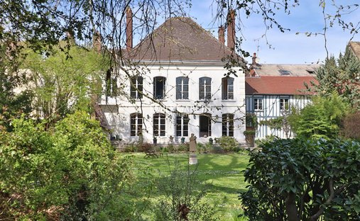 Maison à Chaumont-en-Vexin, Hauts-de-France, France 1