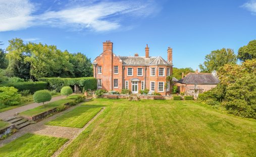 House in Selling, England 1