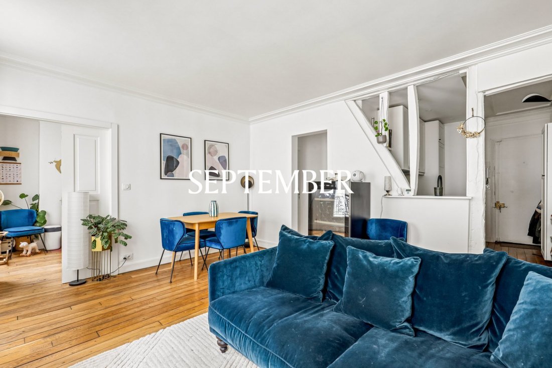 Apartment in Lorette-Martyrs, Paris 9e Arrondissement, Paris 4 - 18849136