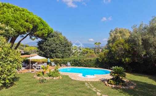 Villa in Bois Fleuri-Chevre d'Or-Saint Philippe, Biot, Frankreich 1