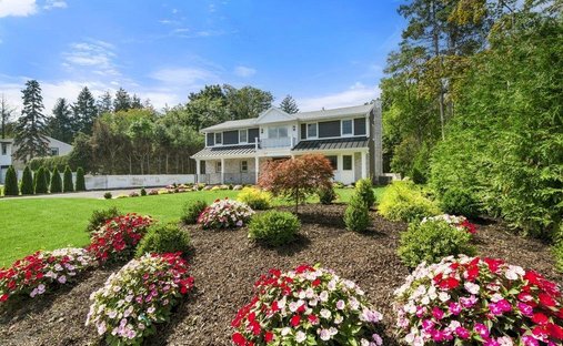 House in Woodbury, New York, United States 1