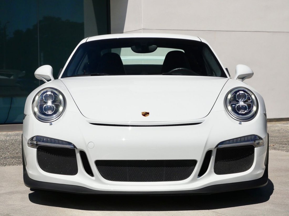 Coupe in Thousand Oaks, CA, United States 2 - 18850171