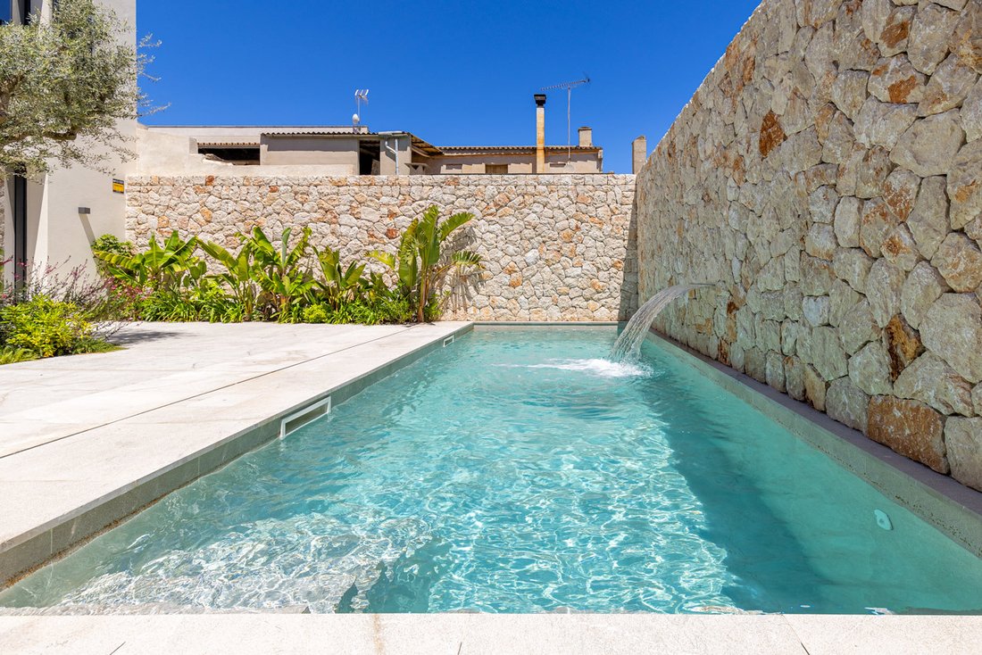 House in ses Salines, Balearic Islands, Spain 2 - 18847226