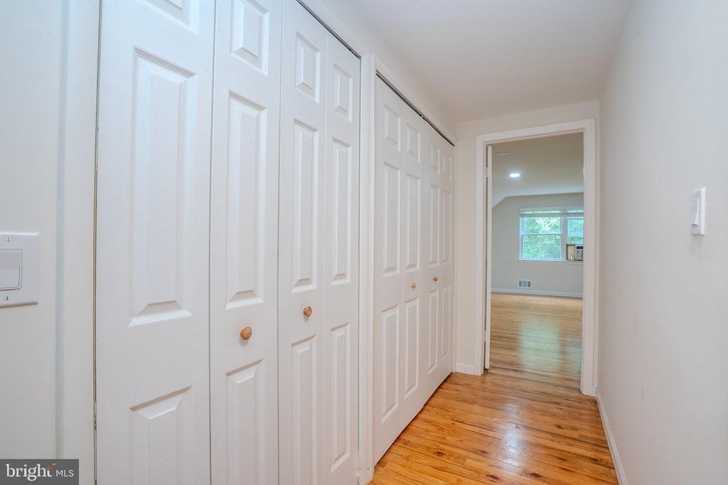 House in Cranbury Township, New Jersey, United States 5 - 18844878