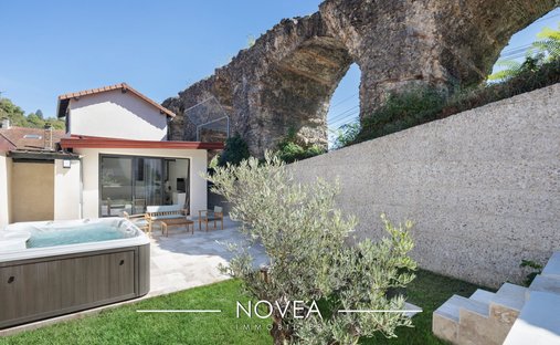 House in Sainte-Foy-lès-Lyon, Auvergne-Rhône-Alpes, France 1