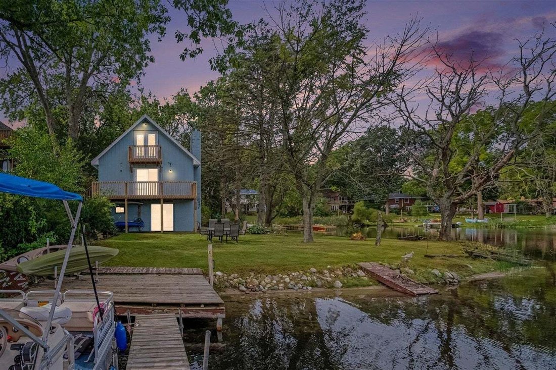 Maison à Grand Rapids, Michigan, États-Unis 2 - 18846523