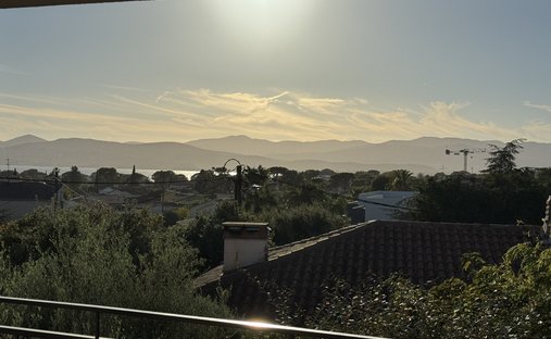 Appartamento a Le Dramont-Agay-Anthéor-Le Trayas, Saint-Raphaël, Francia 1