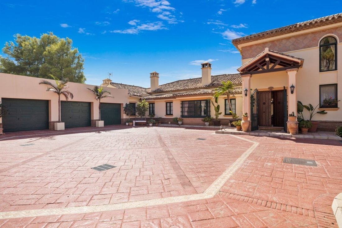 Villa à Benahavís, Andalousie, Espagne 2 - 18854770