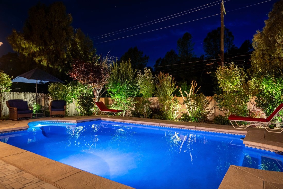 Casa a Redding, California, Stati Uniti 2 - 18726133