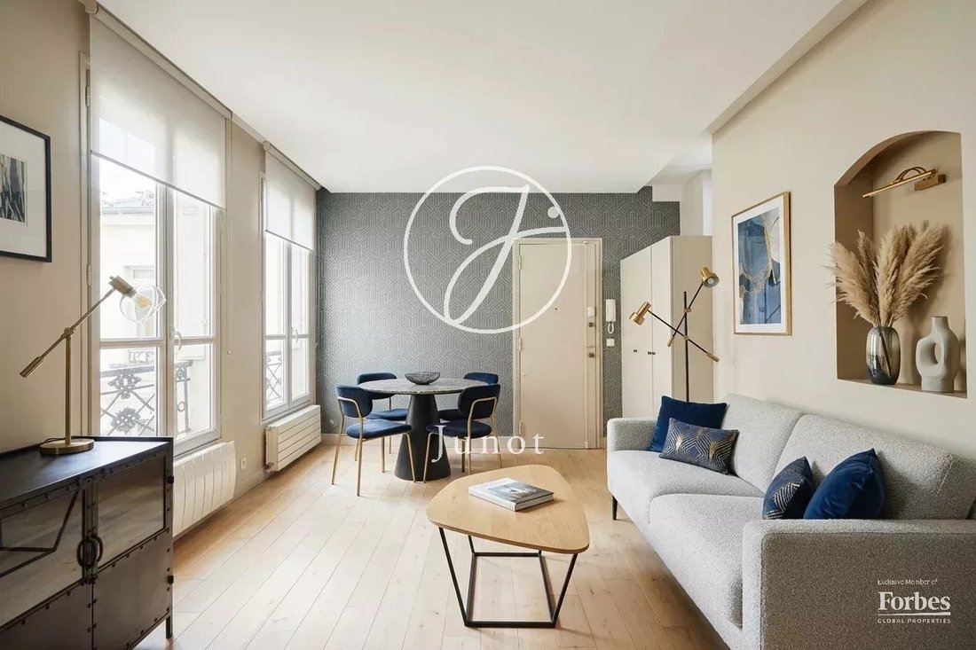 Apartment in Archives, Paris 3e Arrondissement, Paris 1 - 18211054