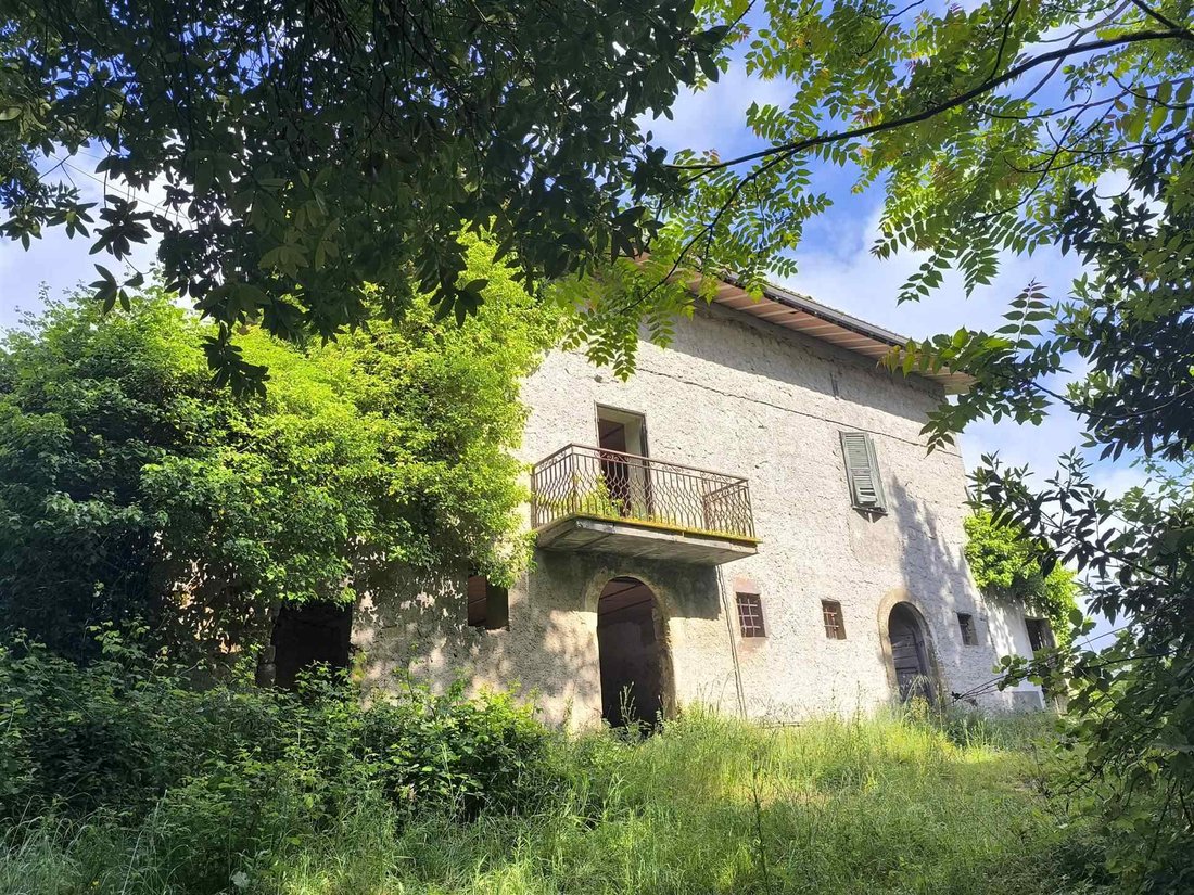 Casa di campagna a Capodimonte, Lazio, Italia 1 - 18856518