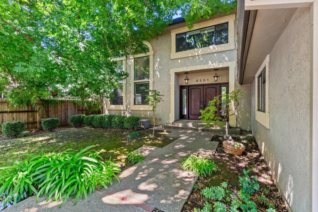 House in Elk Grove, California, United States 1 - 18849873