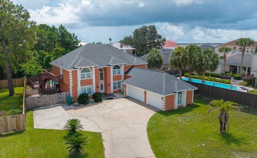 House in Mary Esther, Florida, United States 1