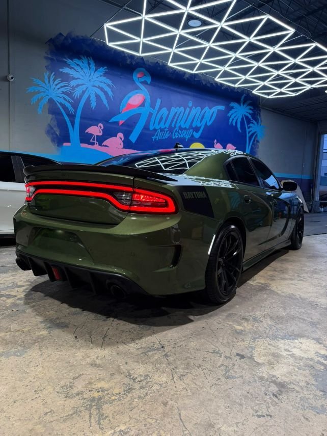 Sedan in Miami, FL, United States 4 - 18844377