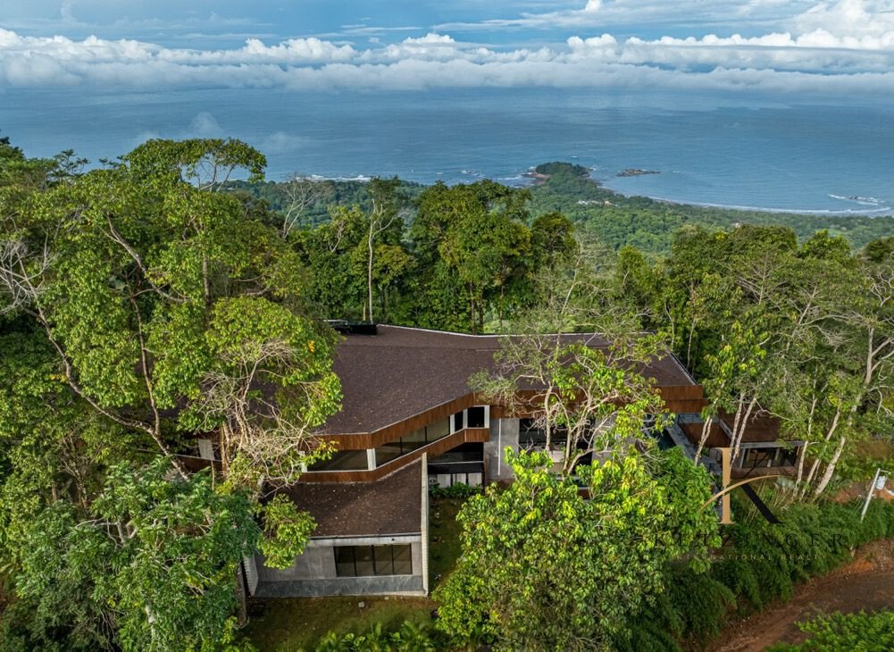 Villa in Cinco Esquinas, San José Province, Costa Rica 2 - 16769339