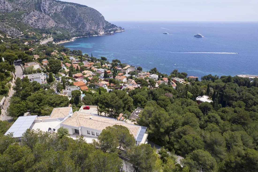 Villa in Èze, Provence-Alpes-Côte d'Azur, Frankreich 1 - 18843987