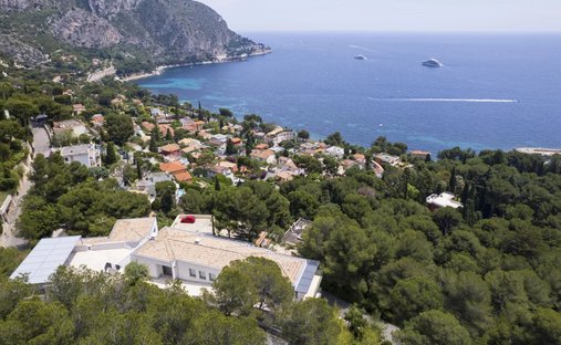 Villa in Èze, Provence-Alpes-Côte d'Azur, France 1