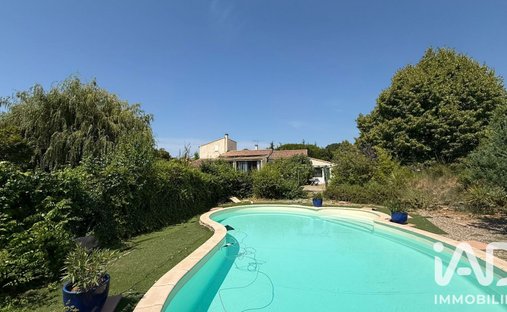House in Gargas, Provence-Alpes-Côte d'Azur, France 1