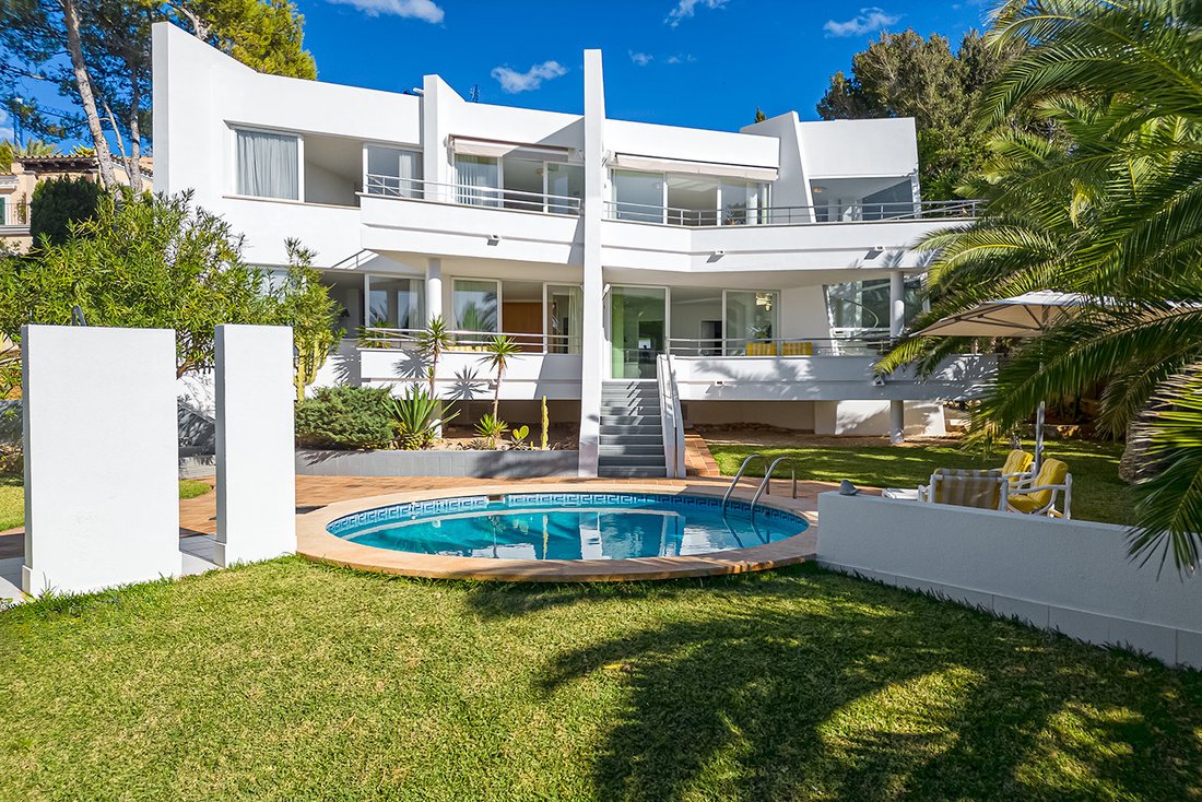 Villa in Rotes Velles, Calvia, Balearic Islands 1 - 18847497