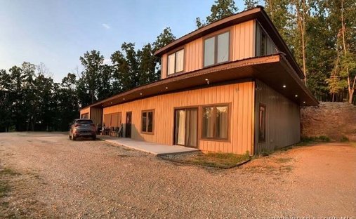 House in Camdenton, Missouri, United States 1