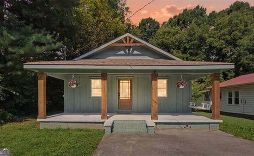 House in Waleska, Georgia, United States 1