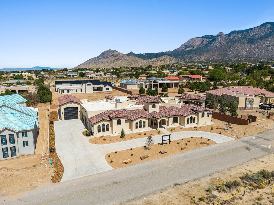 House in Albuquerque, New Mexico, United States 3 - 18015844