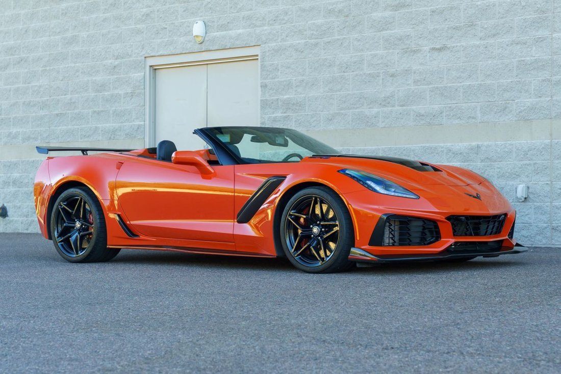 Cabriolet in Scottsdale, AZ, United States 5 - 18853697