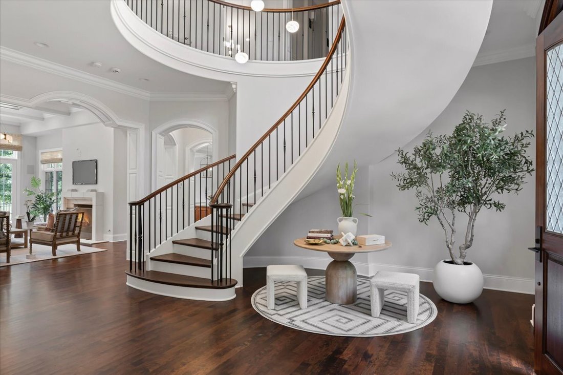 House in Winnetka, Illinois, United States 2 - 18850386
