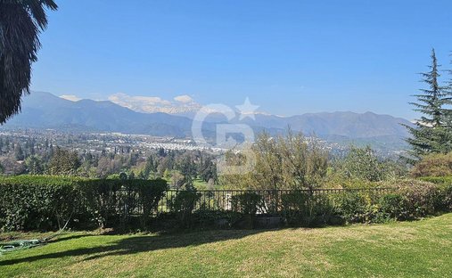 House in Lo Barnechea, Santiago Metropolitan Region, Chile 1