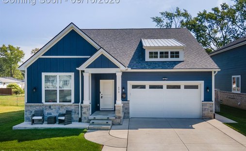 House in Clawson, Michigan, United States 1