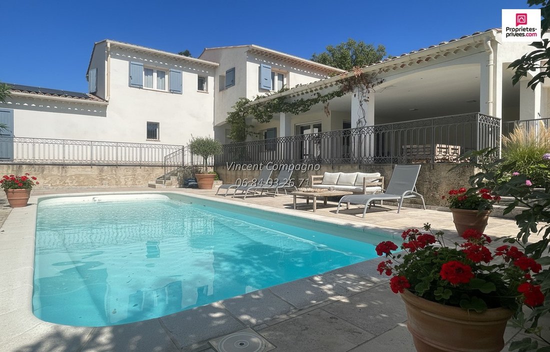 Villa in Riez, Provence-Alpes-Côte d'Azur, France 2 - 18853832