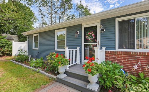 House in East Providence, Rhode Island, United States 1