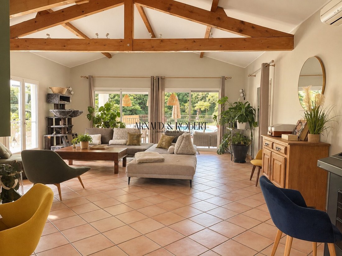 Villa in Savasse, Auvergne-Rhone-Alpen, Frankreich 5 - 18802089