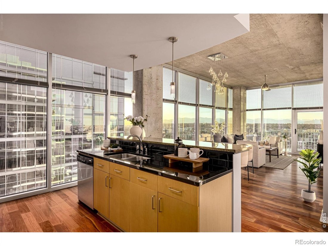 Condo in Denver, Colorado, United States 4 - 18852756