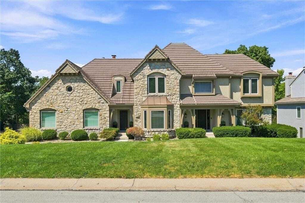 House in Leawood, Kansas, United States 1 - 18854010