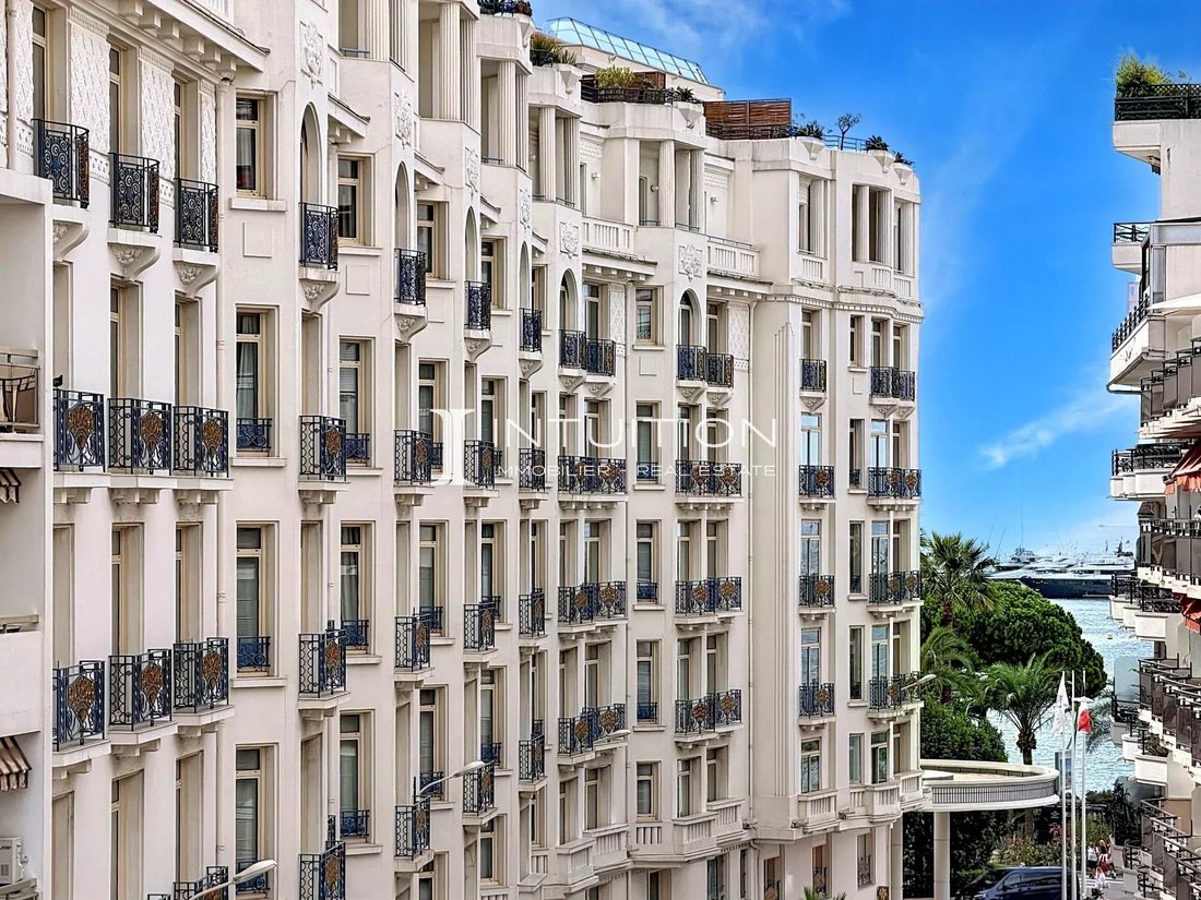 Apartment in Cannes, Provence-Alpes-Côte d'Azur, France 2 - 18843465