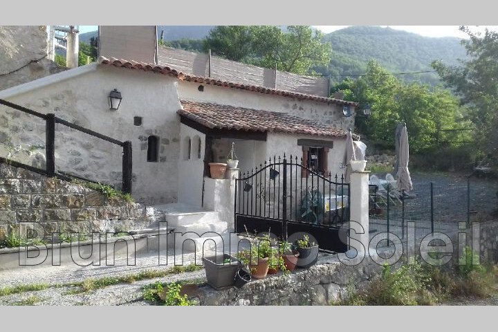 Villa in Villars-sur-Var, Provence-Alpes-Côte d'Azur, Frankreich 2 - 18843362