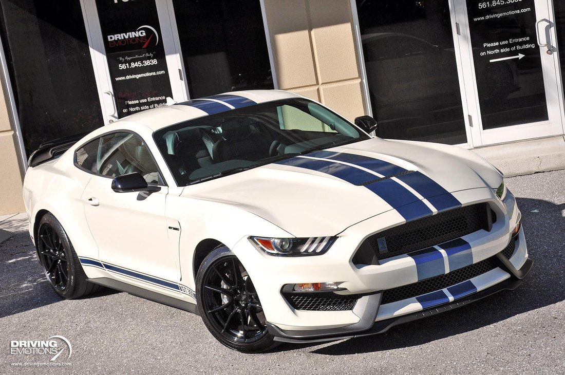 Coupe in Lake Park, FL 33403 3 - 18851280